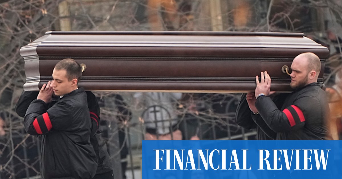 'You weren't afraid': Mourners defy riot police at Navalny's funeral - Vimarsana News