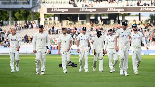 Australia’s fickle COVID-19 quarantine measures have up to 10 of England’s players reconsidering the trip. 