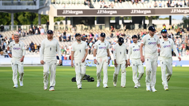 Ten England players could pull out of Ashes tour in quarantine row
