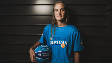 Canberra Capitals guard Kristy Wallace will miss most of 2019 but is keeping her head up. 