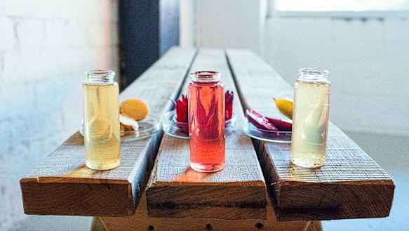 Kombucha is replacing alcohol as a popular choice in bars as drinking habits shift towards more healthy alternatives.
