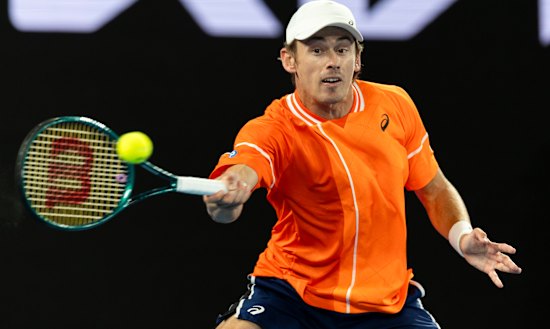 Alex de Minaur moved into the third round at Matteo Arnaldi’s expense without dropping a set.