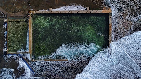 Aerial shot of Mona Vale ocean pool.