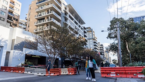 The evacuated Mascot Towers 
