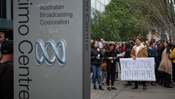 ABC staff walk out over chairman Justin Milne's email urging managing director Michelle Guthrie sack a senior journalist. 