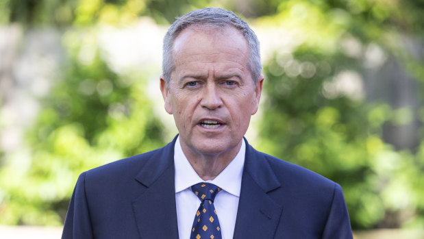 Seats falling Labor's way in Victoria could be enough to give Bill Shorten the keys to the Lodge.