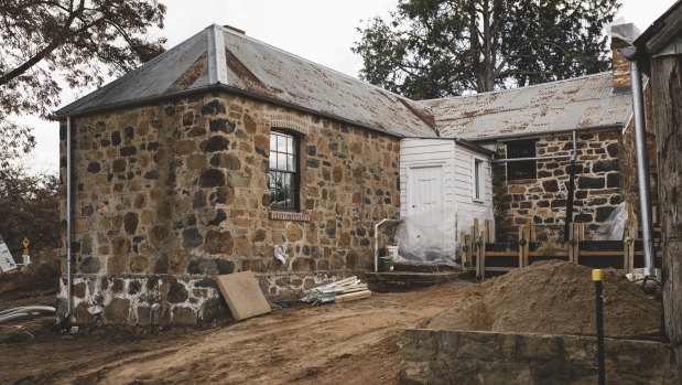 Blundell's Cottage, which was built in the 1860s on land that later became the shores of Lake Burley Griffin.