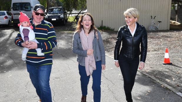 Foreign Minister Julie Bishop in the Adelaide Hills with Liberal candidate for Mayo Georgina Downer. 