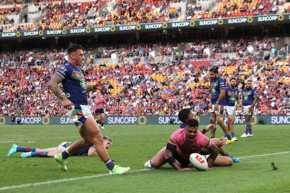 Spencer Leniu scores a try on the weekend against the New Zealand Warriors.