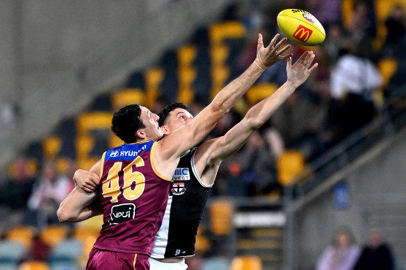 Oscar McInerney of the Lions and Rowan Marshall of the Saints.