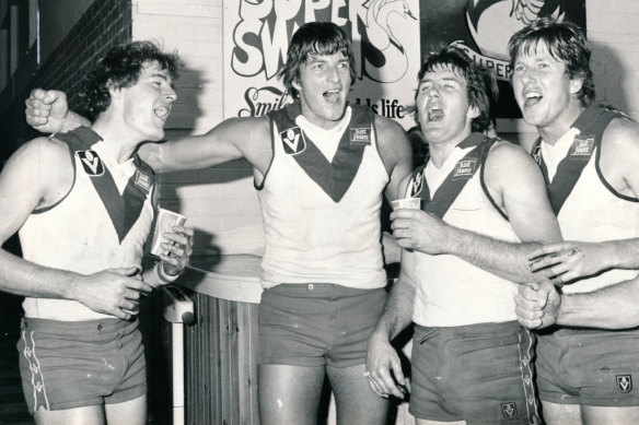 Barry Round with South Melbourne teammates in 1980.