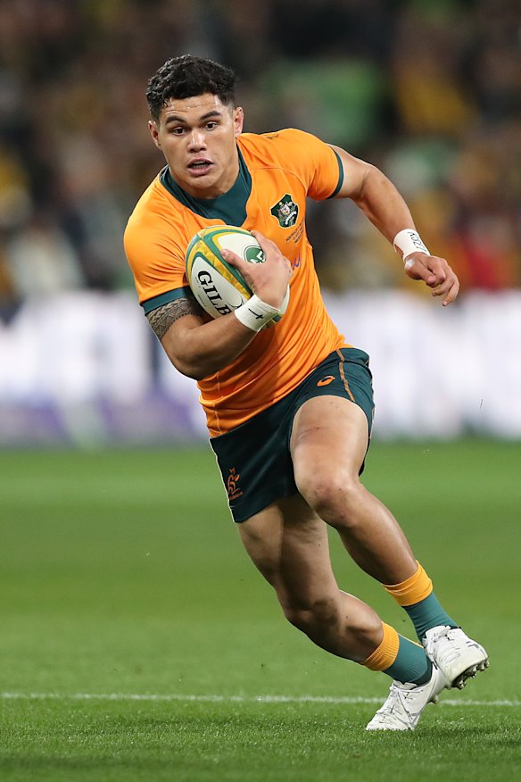 Noah Lolesio does not appear to have the full confidence of Dave Rennie.