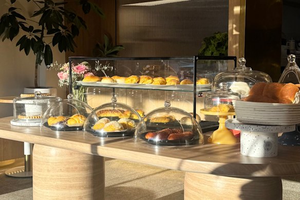 Starlight Bakery sells traditional Filipino breads.