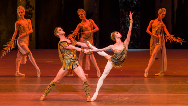 Ballerina steals show in male-dominated Spartacus