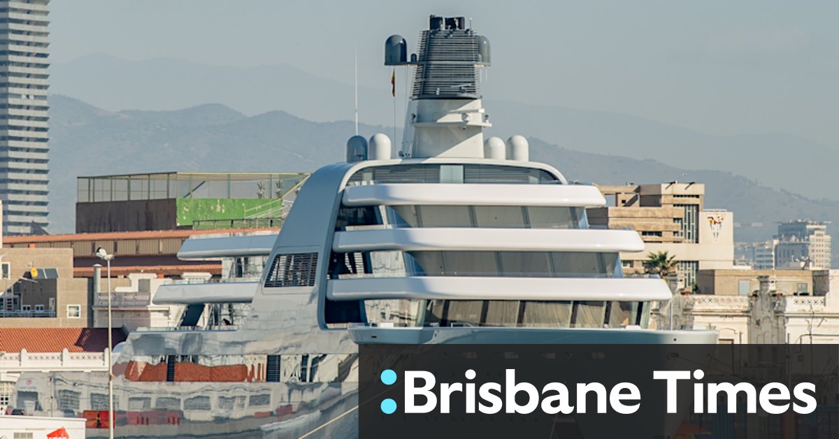 The internet watches with glee as Russian oligarchs' yachts are seized - Vimarsana News