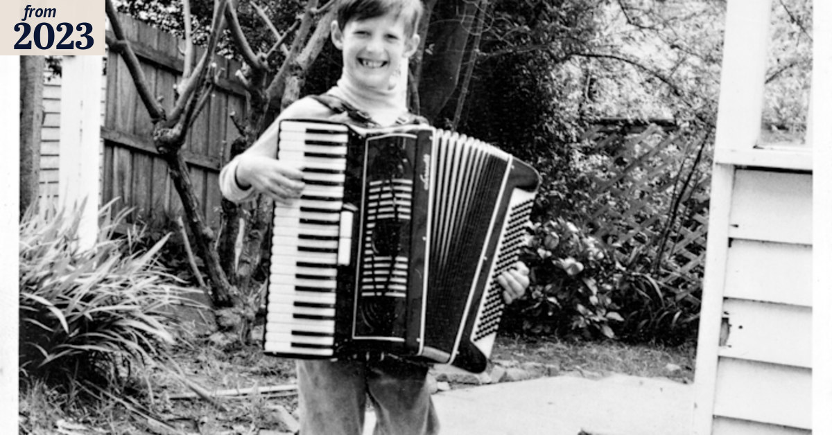 (Re) introducing the accordion: an instrument close to the heart