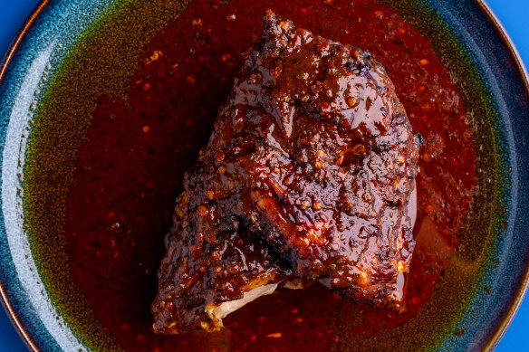 Pauly’s Chicken & Ribs Noranda. The “spicy” chickens are glazed with a medium-hot, Portuguese-inspired chilli sauce bright with lemon juice and vinegar.  