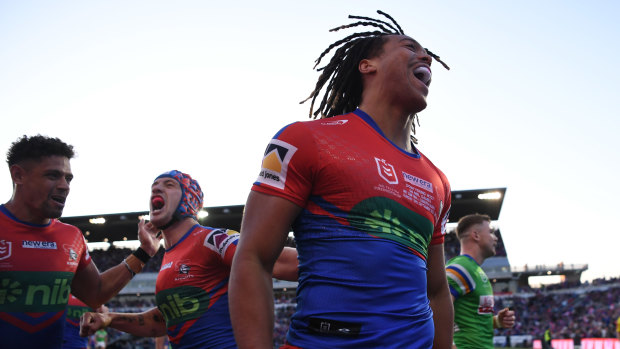 Bites, Wights and Knights: Newcastle outlast Raiders in extra-time thriller