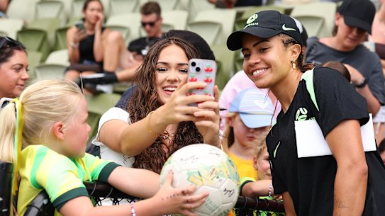 Mary Fowler with Matilas fans in Perth.