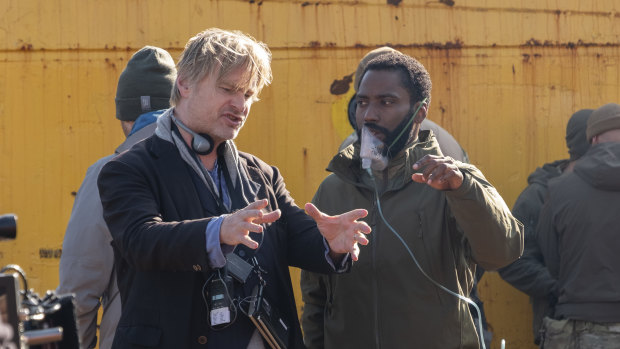 Christopher Nolan directs John David Washington on the set of Tenet.