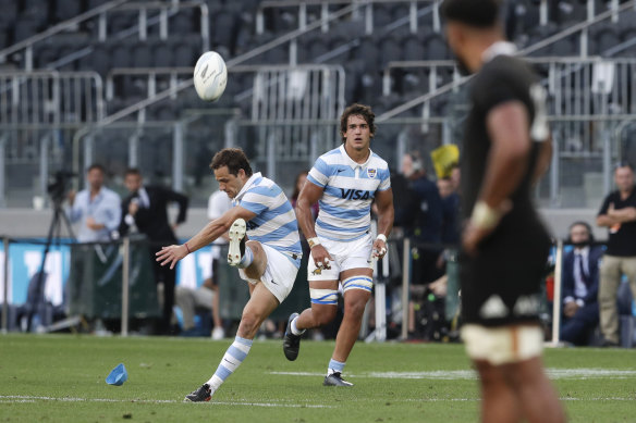 Nicolas Sanchez scored all of Argentina's points.