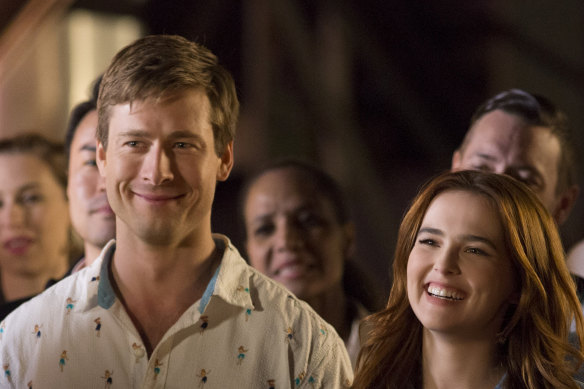 Glen Powell and Zoey Deutch in Set It Up, a runaway hit when it launched on Netflix.