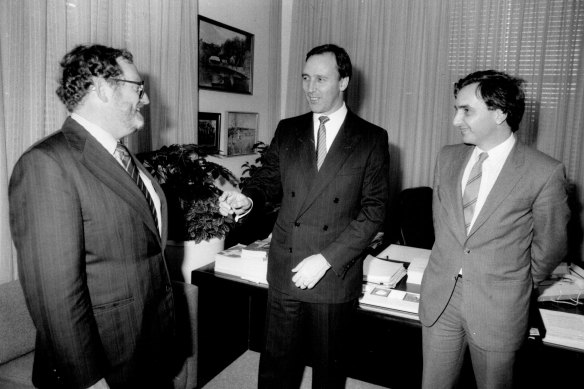 Ross Gittins meets the then treasurer Paul Keating in 1988.