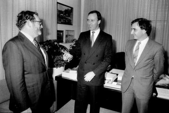 Ross Gittins meets with the then treasurer Paul Keating in 1988.