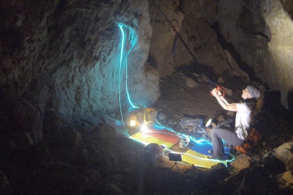 A 50-year-old extreme athlete has emerged from a 500-day challenge living 70 metres deep in a cave outside Granada, Spain.