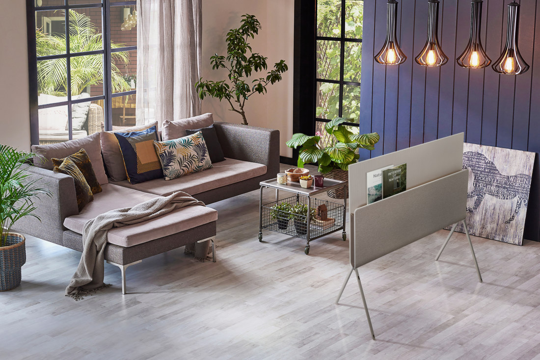 LG OLED Pose TV review This TV looks exactly like a magazine rack