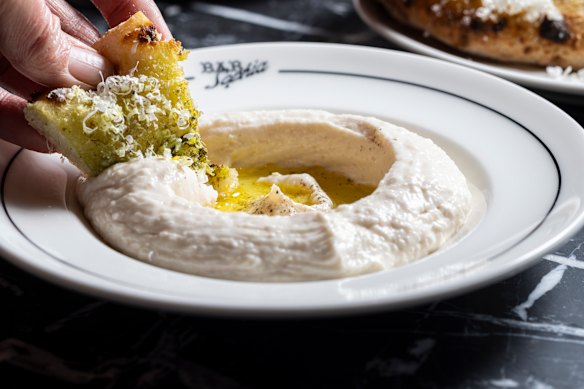Tip: Scoop the tarama onto kefalotyri flatbread.