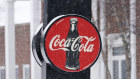 Atlanta is set to all-but cut its ties with Amatil by selling all its shares to Coke Europe for cash rather than cash and stock. 