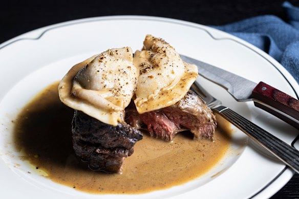 ...and the flavoursome sauce pools perfectly onto the plate.