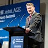 Education Minister Ben Carroll is going to take stronger measures to ban parents who threaten their children’s teachers.