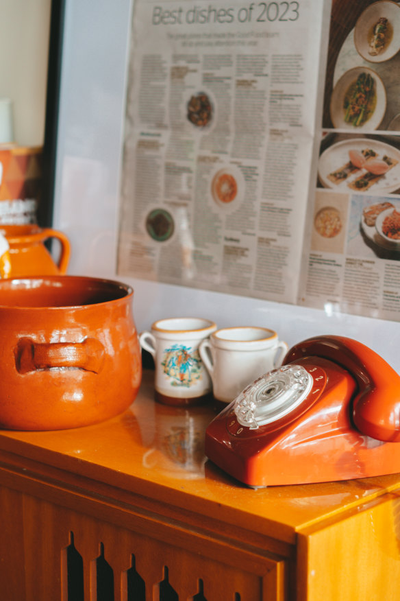 Traditional decor.