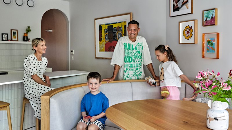 How to create a single space in a family home for dinners, parties and homework