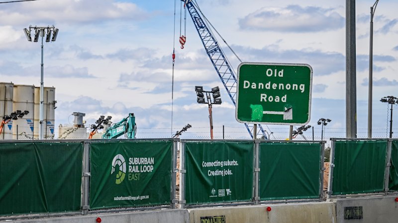 Consortium set to get $9 billion to build part of rail loop, operate trains