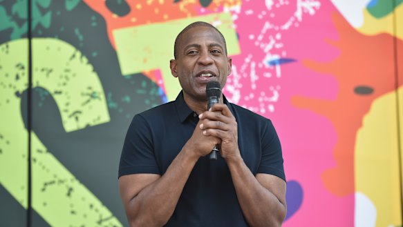 Former MSNBC anchor Carlos Watson created a company that drew in big-name investors.