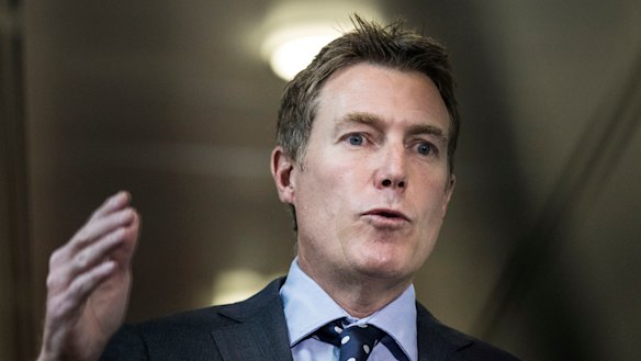 Attorney-General Christian Porter is pushing ahead with plans to merge the Family and Federal Circuit courts.