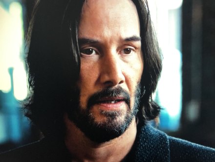 Keanu Reeves as Neo in The Matrix Resurrections. 