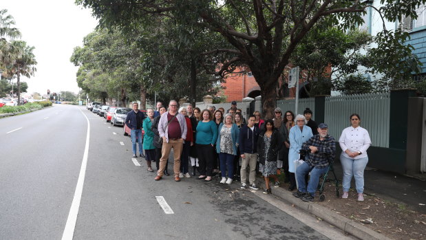 Community members against plans for a pop-up cycleway on Moore Park Road in Paddington. 