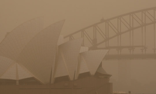 The dust storm in Sydney, September 23, 2009.