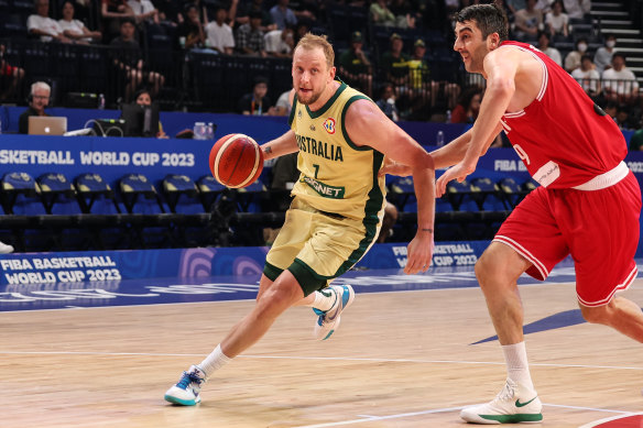 Boomers forward Joe Ingles.