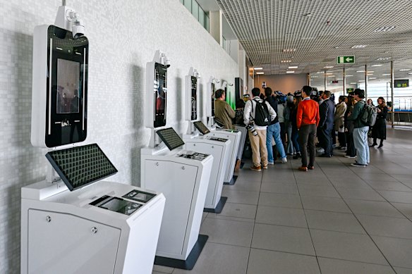 New terminals at Lisbon Airport for a new system that control the European Union’s borders for arrivals who are not EU citizens.