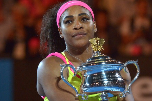 Serena Williams with the Australian Open trophy in 2015.