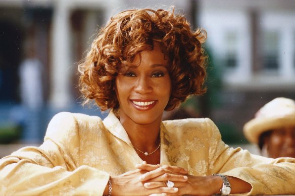 Singer Whitney Houston, who appeared in Gbogbo’s home encyclopaedia, accompanying a passage about physical attractiveness. 