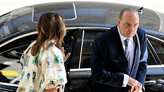 Hillsong founder Brian Houston arrives at Downing Centre Local Court on Thursday with his wife Bobbi. 