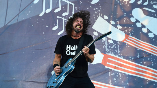 Dave Grohl’s band Foo Fighters will be live and loud in Geelong tonight.