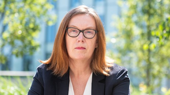 Professor Gilbert’s book says there’s a risk doing things and there’s a risk in not doing things.


  