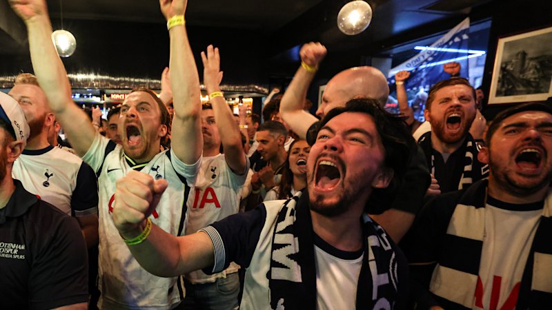 Pubs and clubs sweat over TAB upgrade with big bucks at stake